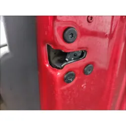 Serrure de porte avant...